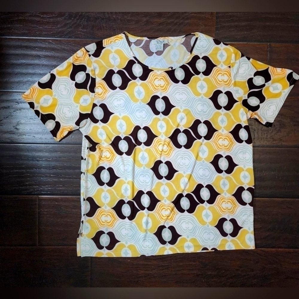 Voir Collection Womens Stretchy Patterened Polyester Shirt